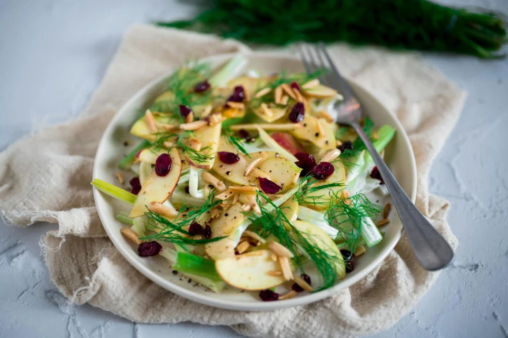 autumn-apple-recipes-in-a-seasonal-salad-with-fresh-ingredients