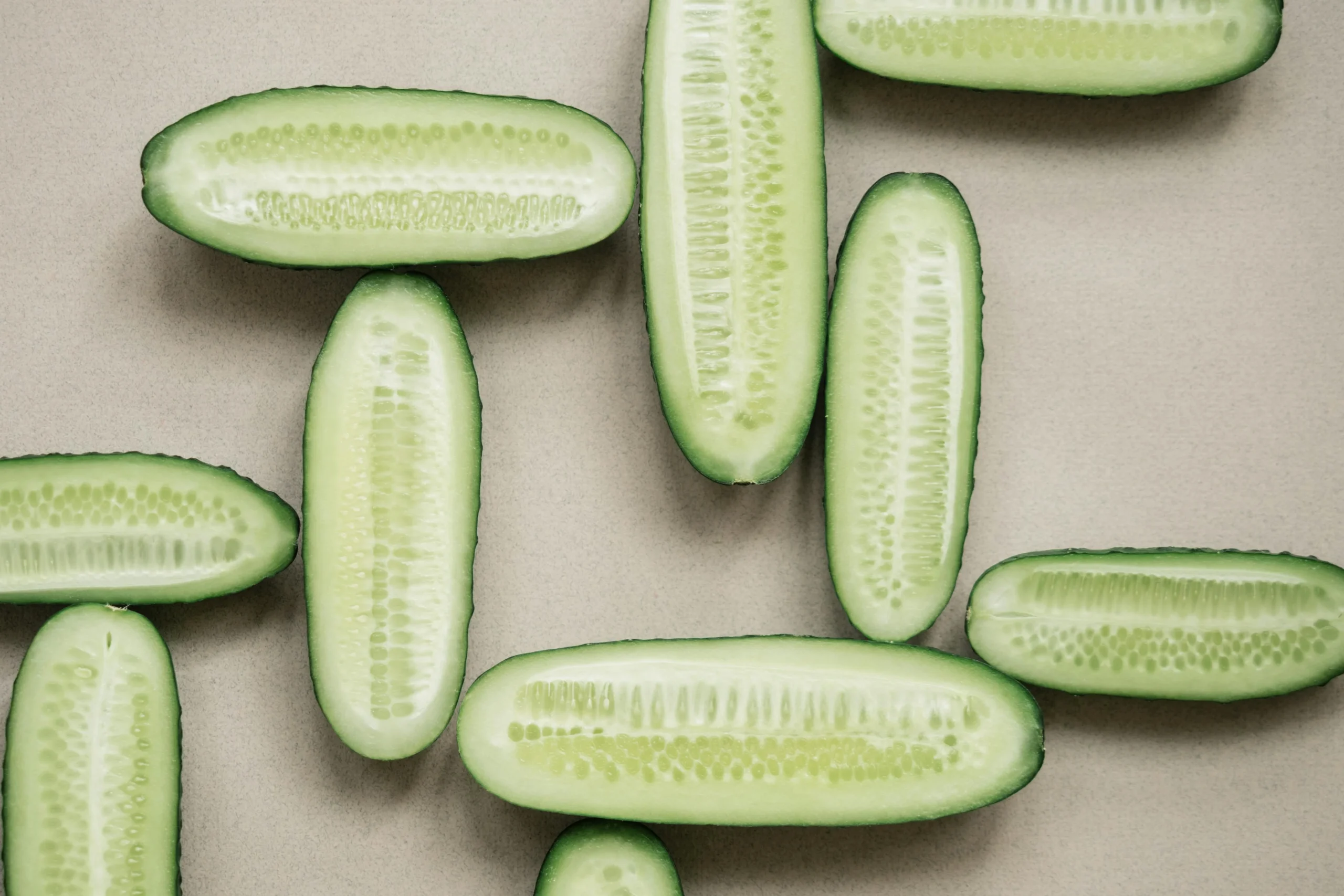 food facts about cucumbers including texture storage and moisture