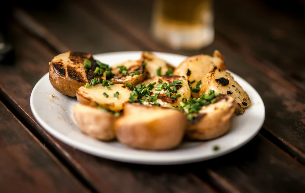 food facts about potatoes include their ability to carry herbs and seasoning