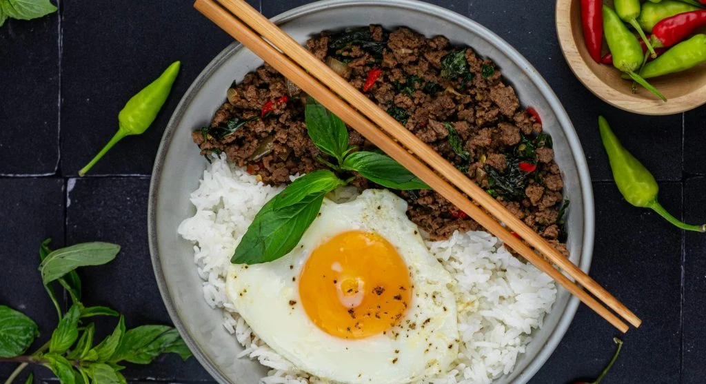 pexels-photo-32436970-1-scaled A Simple Guide to Making Herb Rice for Better Everyday Meals
