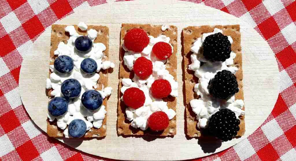 Warm toast and crackers served with cottage cheese for a meal texture comparison