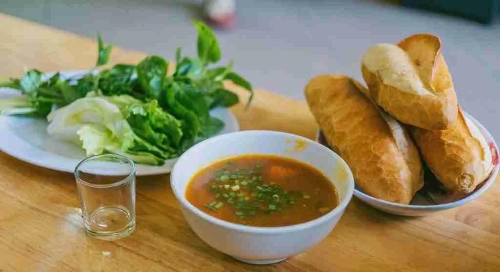 pexels-photo-750827-scaled 8 Small Cooking Tips That Make Simple Soup Dinners Feel More Complete